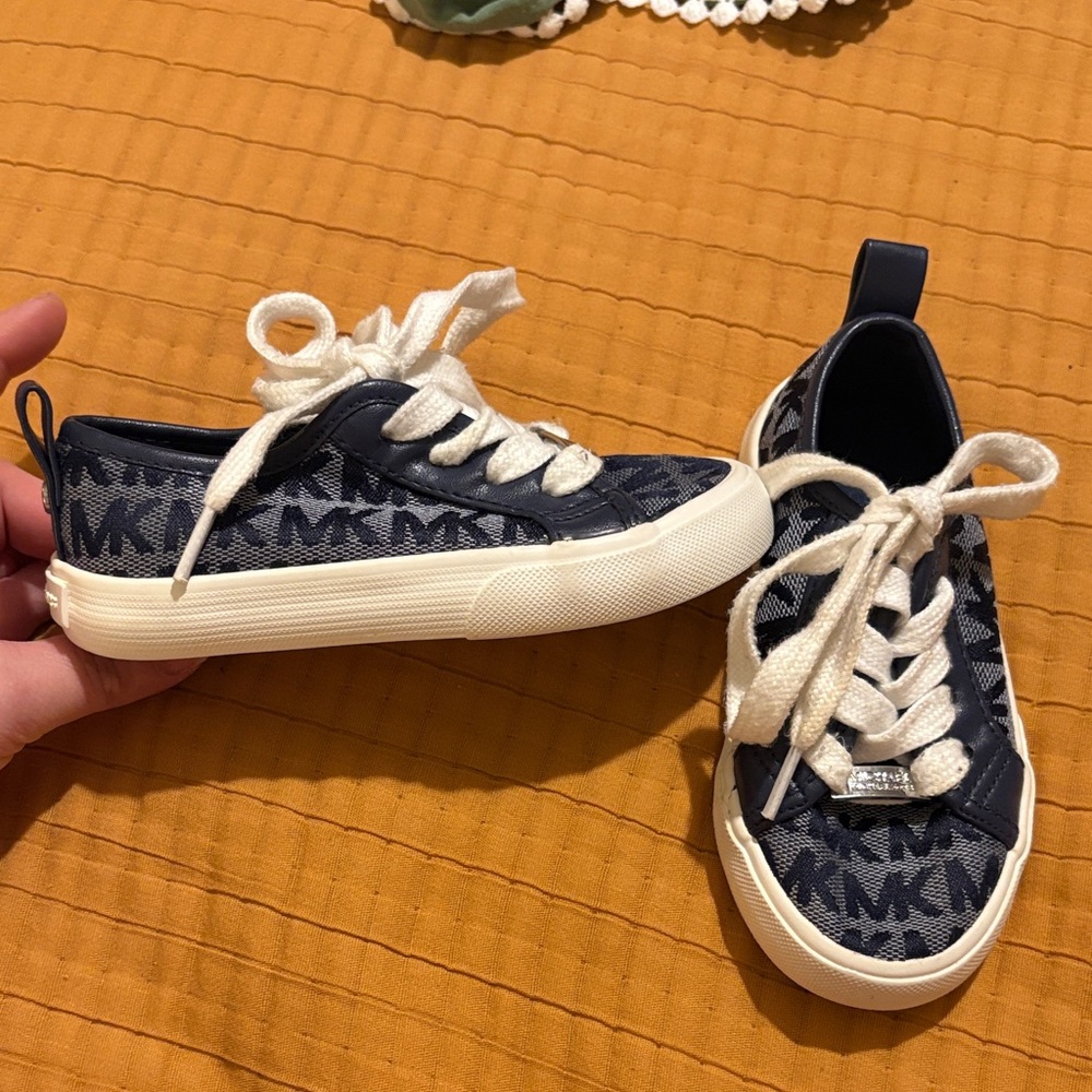 Michael Kors Navy MK Logo Knit Lace-Up Kids Sneakers